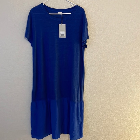 Silk-hem linen Dress - Picture 2 of 5